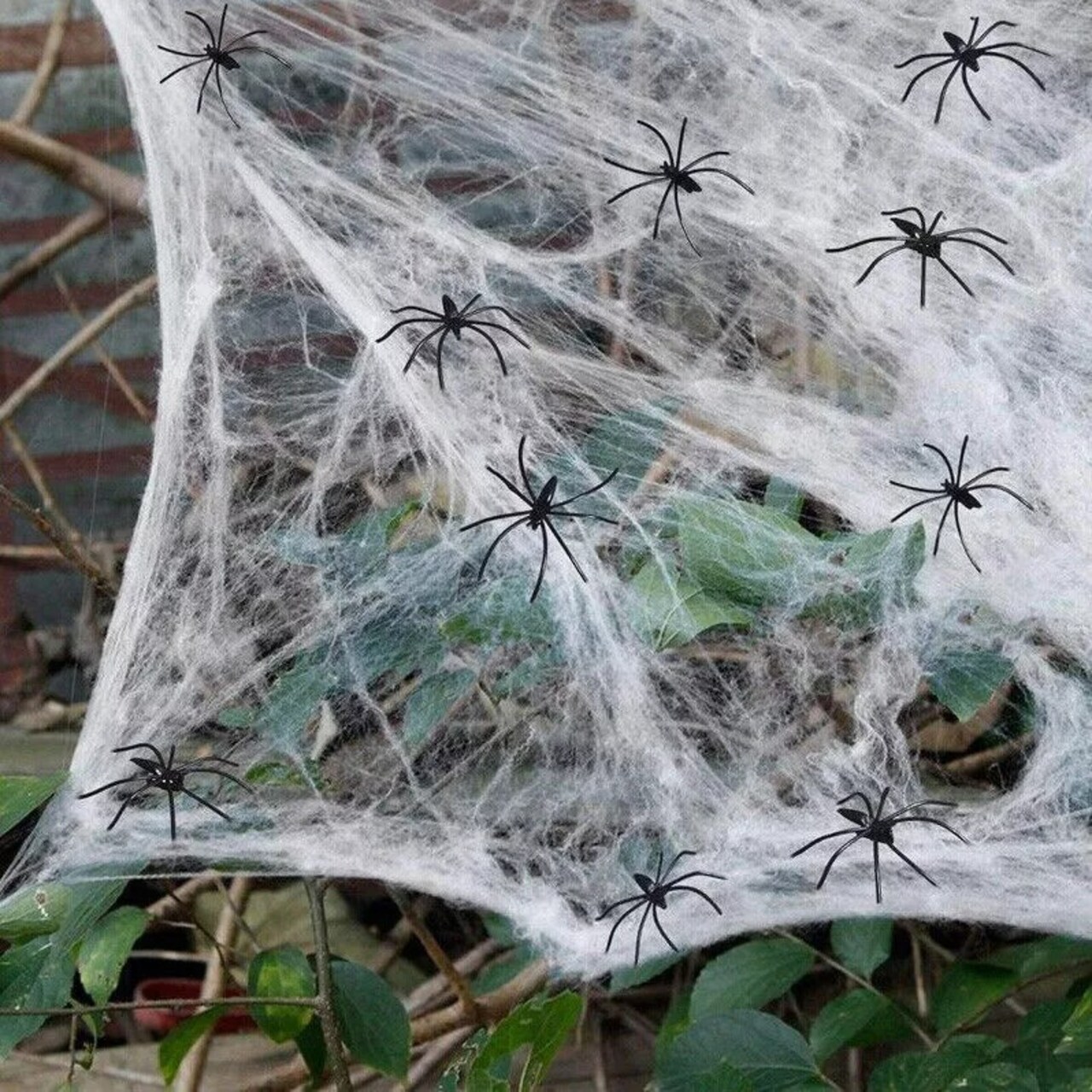 Halloween Fake Spider Web Super Stretch Cobweb w/ 100 Spiders Horror Party Decor